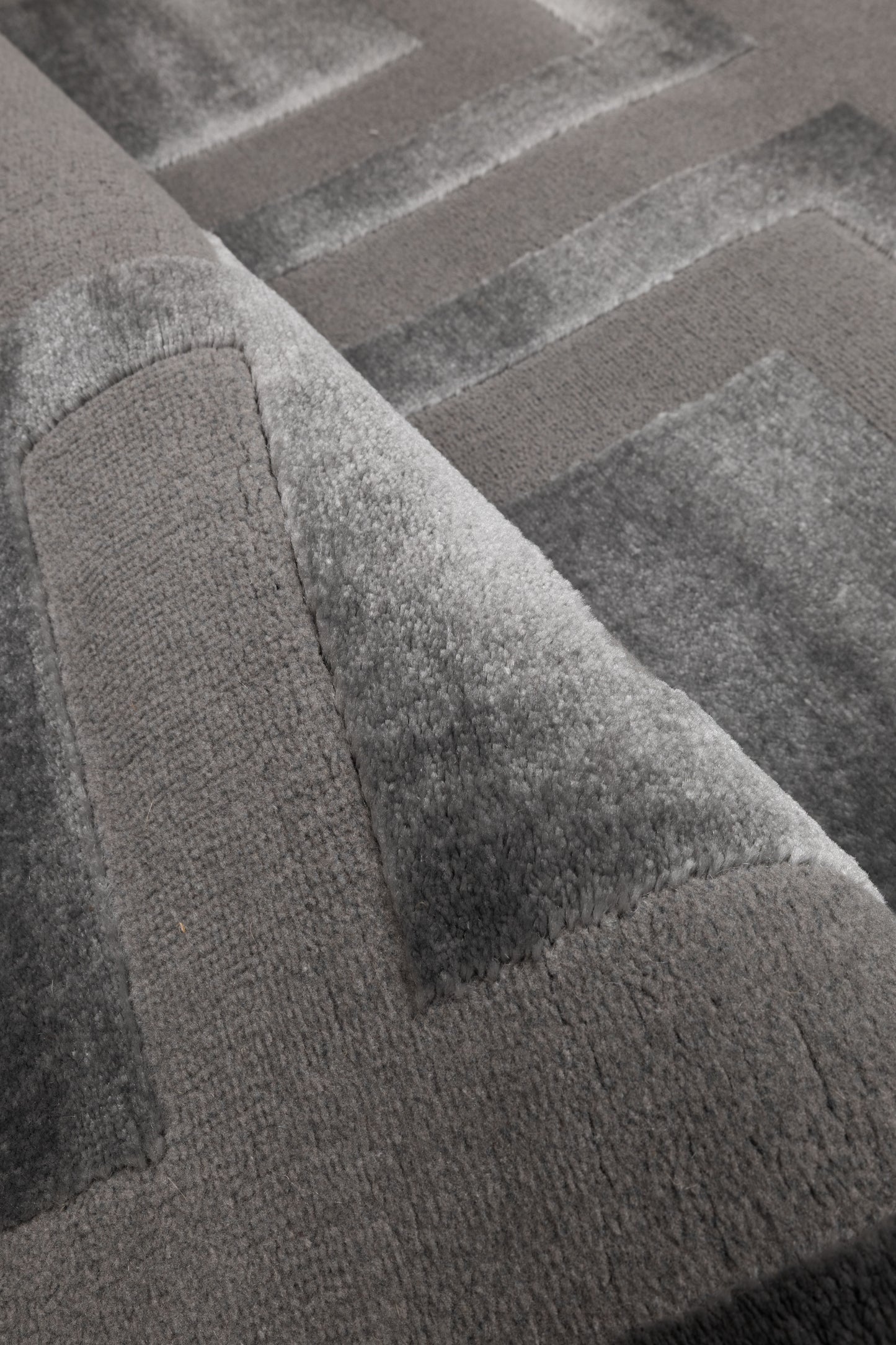 ATELIER SQUARES CHARCOAL