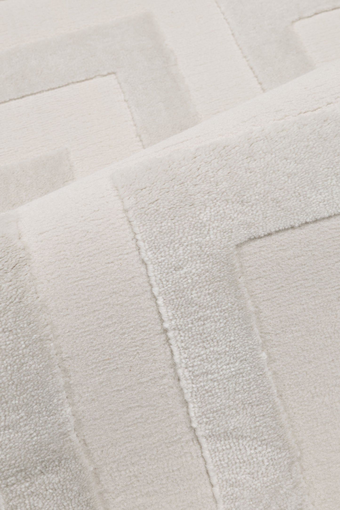 ATELIER SQUARES IVORY