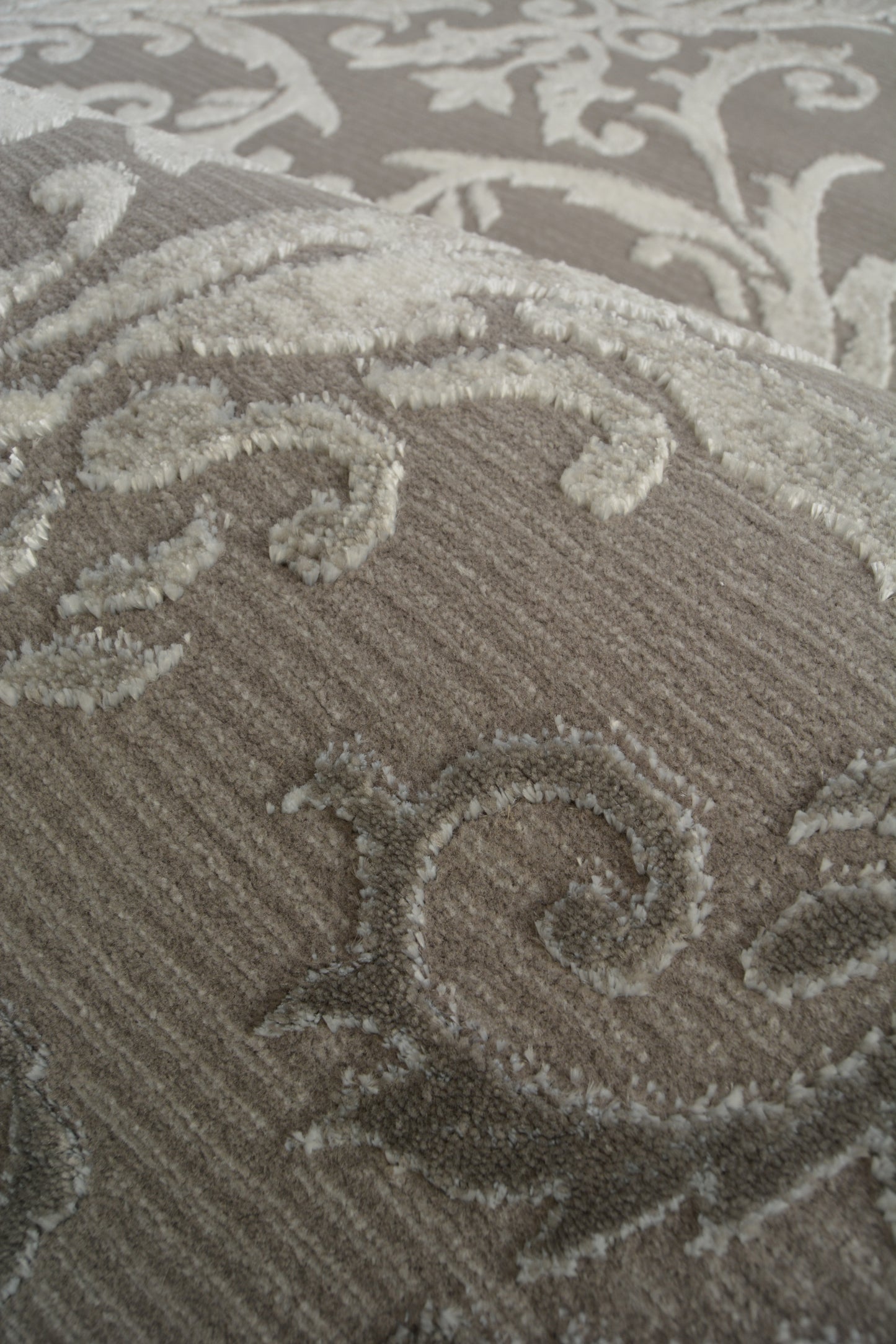 AVERY DAMASK GREY