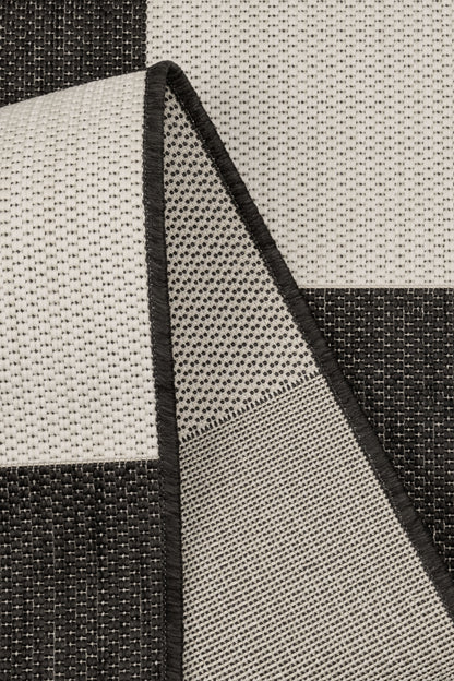 COUNTY CHEQUER BLACK
