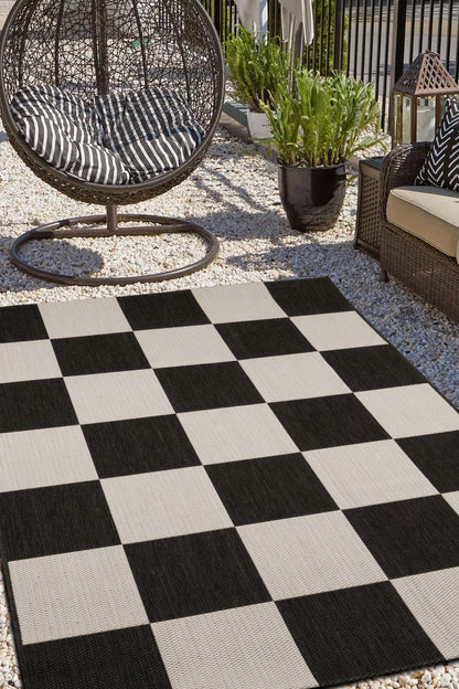 COUNTY CHEQUER BLACK