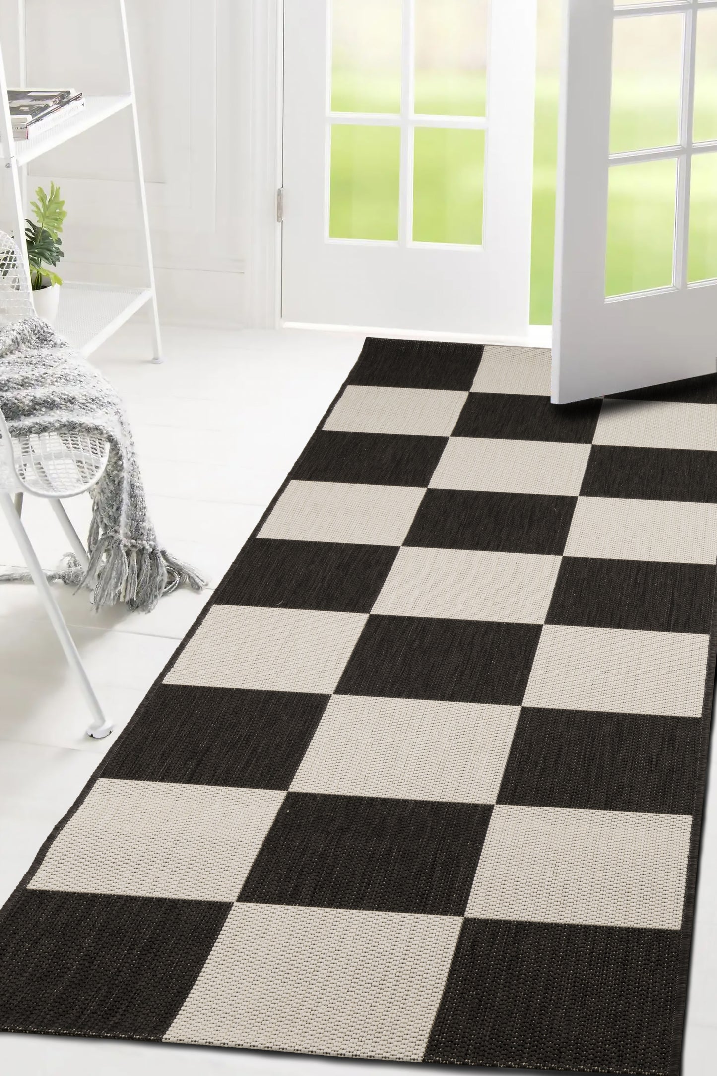 COUNTY CHEQUER BLACK