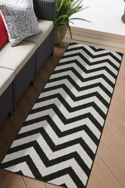 COUNTY CHEVRON BLACK