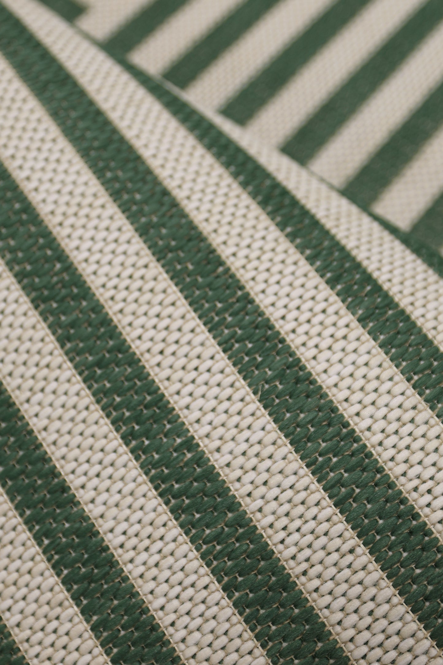 COUNTY MULTI STRIPE GREEN