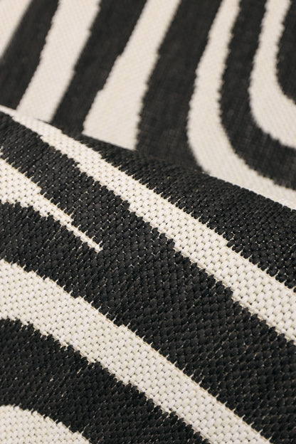 COUNTY ZEBRA BLACK