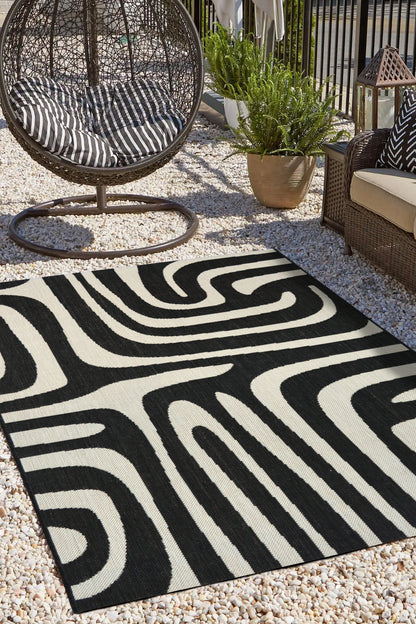 COUNTY ZEBRA BLACK