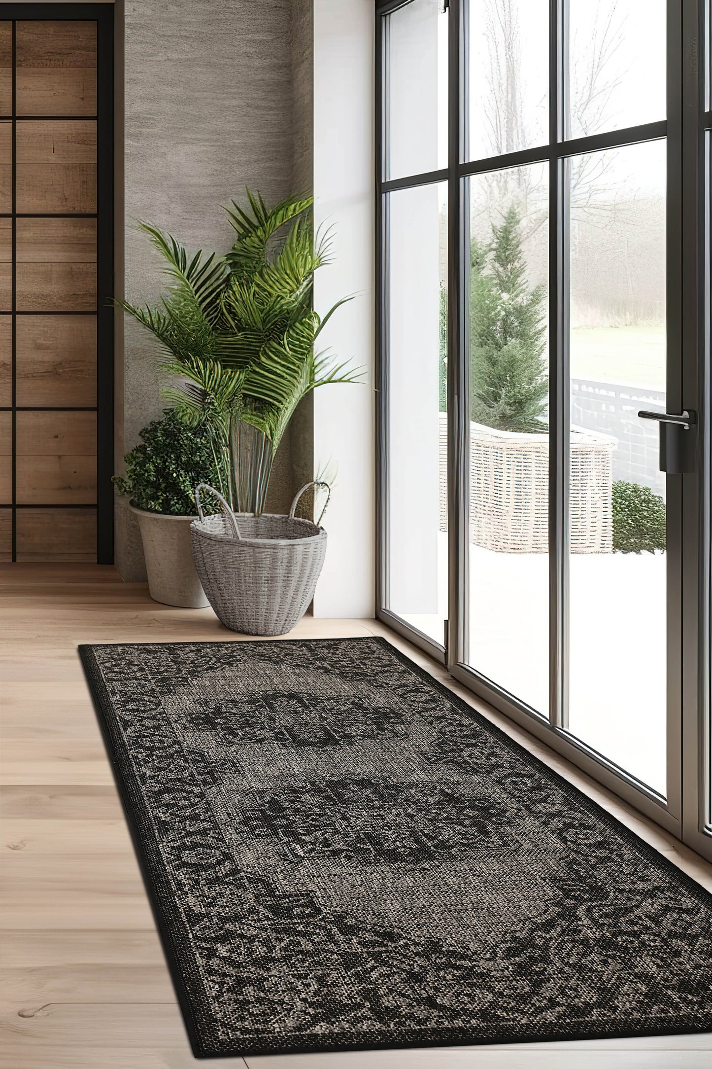 FLATWEAVE GEL MEDALLION BLACK