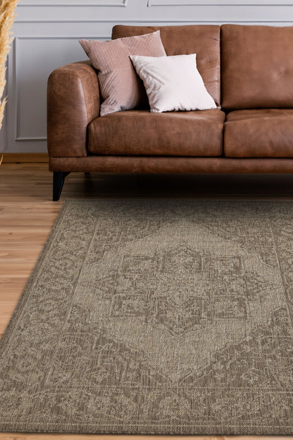 FLATWEAVE GEL MEDALLION LATTE