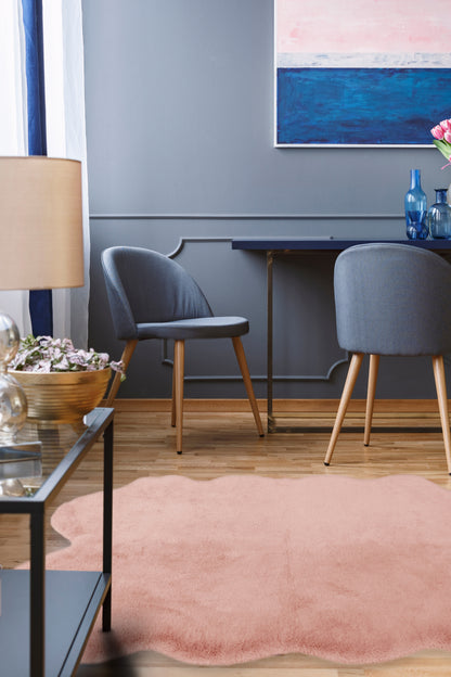 LUXURY FAUX FUR BLUSH