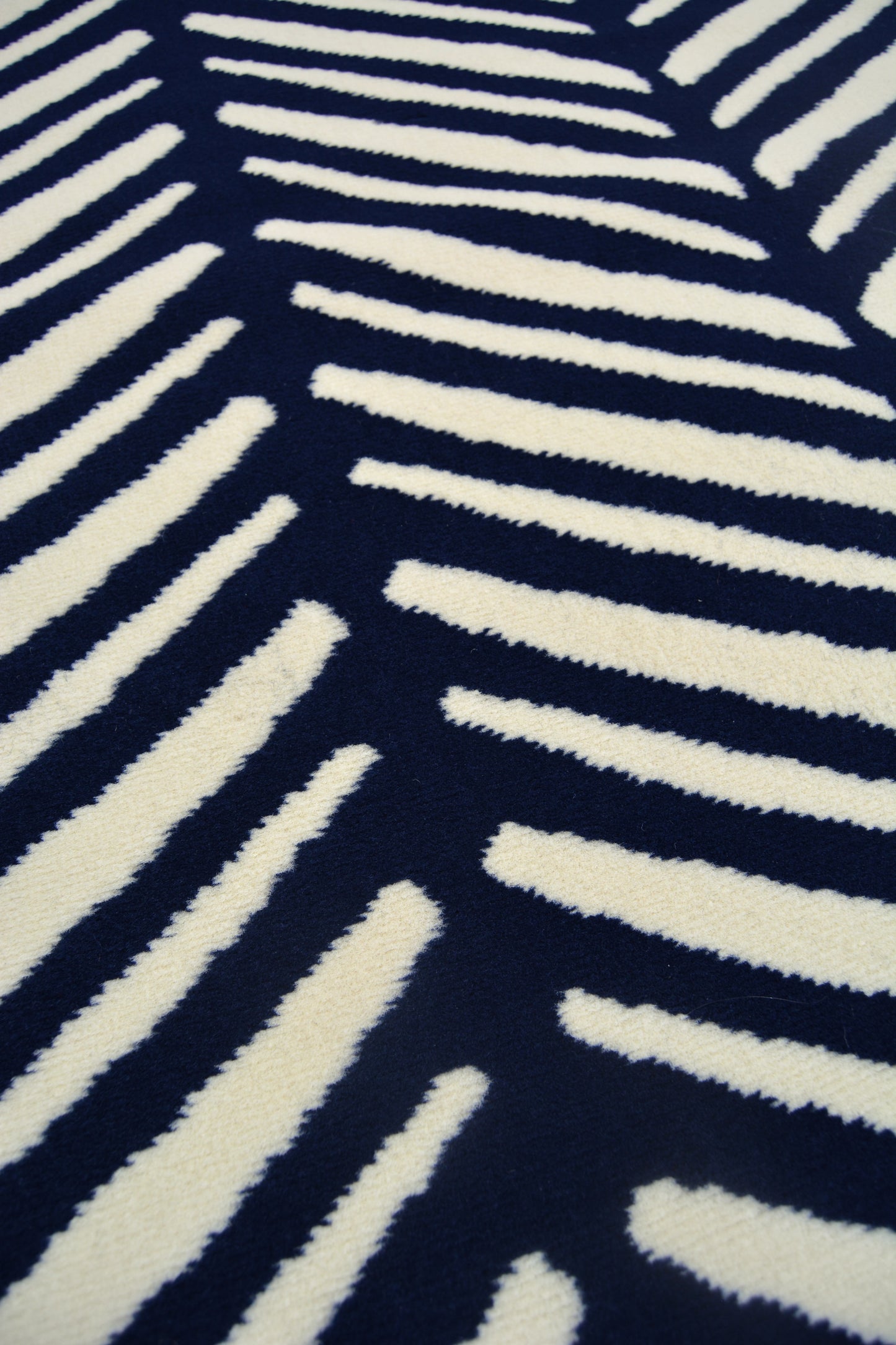 MAESTRO HERRINGBONE NAVY