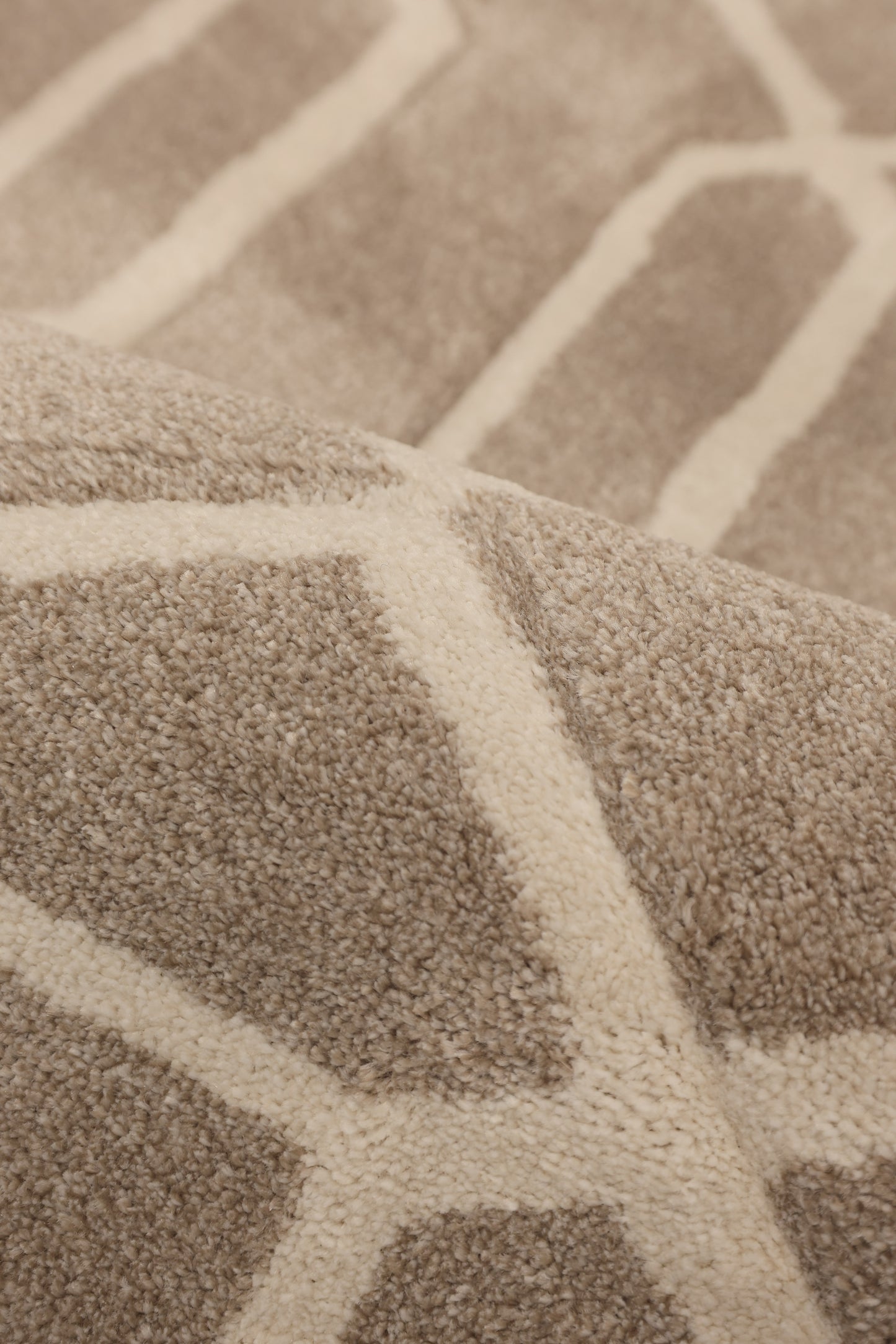 NEWPORT LATTICE NATURAL