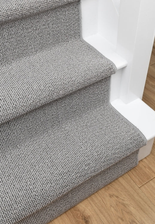 BOBBLE STAIR RUNNER LIGHT GREY