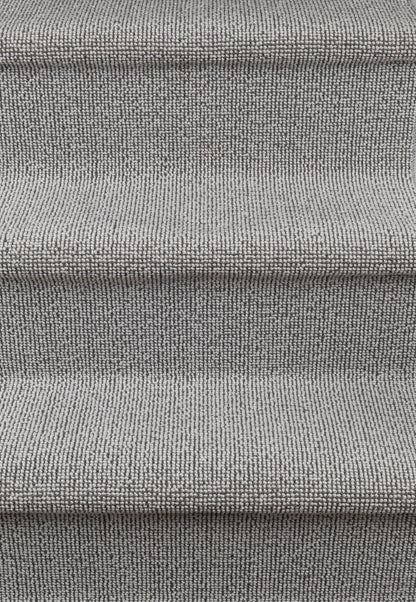 BOBBLE STAIR RUNNER LIGHT GREY